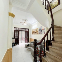 Bán Nhà Phố Nguyễn Cao-Lò Đúc 58M2- 5 Tầng-Ô Tô Cách Nhà Vài Mét- Vừa Ở Vừa Kinh Doanh_Chỉ Hơn 11Tỷ