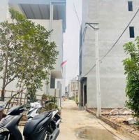 Bạn Mình Cần Bán 34Mmặt Tiềnhậu 4M Đường Oto Giá 2,7 Tỉ Kim Nỗ Đa-Hn