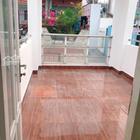 Bán Nhà 5 Lầu 4 Phòng Ngủ Đoàn Văn Bơ Quận 4