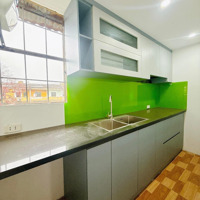 Bán Nhà Tập Thể Quỳnh Mai, Q. Hbt, 3 Phòng Ngủ 80M2 Giá Chỉ 3.29Tỷ