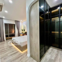 Tôi Cần Bán Chung Cư Hồ Gươm Plaza Hà Đông 65M²- 2N2W - Nội Thất Đẹp - View Thoáng Chỉ 3.48Tỷ