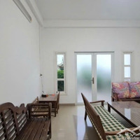 (Nhà Tốt Nhất Đường Mê Linh )
Bán Nhà 3 Tầng Mặt Tiền Đường Mê Linh - Giá Bán 15 Tỷ. Nha Trang