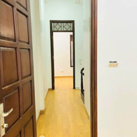 Bán Gấp Nhà Tô Hiệu Trung Tâm Hà Đông Ngõ Rộng 3M. Cách Phố 3 Bước Chân. Giao Thông Thuận Tiện.