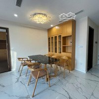 Căn Hộ Chung Cư 2 Phòng Ngủ+ 1 Phòng Đa Năng+ 2 Vệ Sinh+ Logia 18 Triệu