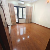 Bán Nhà Phân Lô Trần Quốc Hoàn, 45M2 X 5 Tầng Mặt Tiền 4M, Ô Tô Tránh