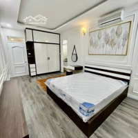Cho Thuê Căn Hộ Khu Trung Hòa Nhân Chính, Diện Tích 153M2 Đủ Nội Thất Mới , Giá 18 Triệu/ Tháng
