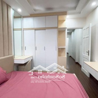 Bán Nhà Đội Nhân - Đội Cấn - O To Đỗ Cửa -6 P Ngủ - Full Nội Thất- Nhỉnh 12 Tỷ - Nở Hậu- Dân Xây -