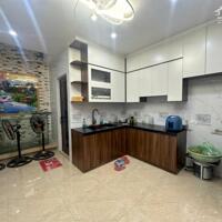 # Hiếm- Khó Tìm, Nhà 40m2, Trung Tâm Tây Hồ, Nhỉnh 3 Tỷ