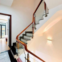 Bán Nhàhẽm Xe Hơilê Tự Tài, P4, Phú Nhuận,Diện Tích46M2, Giá Bán 2Tỷ450, Nhà Đang Hđ Thuê Sẵn 13 Triệu/Th, Sổ Riêng