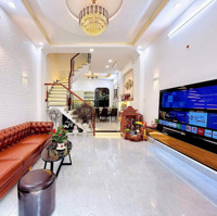 Bán Nhàhẽm Xe Hơilê Tự Tài, P4, Phú Nhuận,Diện Tích46M2, Giá Bán 2Tỷ450, Nhà Đang Hđ Thuê Sẵn 13 Triệu/Th, Sổ Riêng