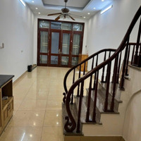 Bán Nhà Phân Lô Quân Đội Đường Láng 37/40M- 5 Tầng- 12.2 Tỷ Ô Tô Đỗ Cửa, Trung Tâm, An Ninh Tốt.