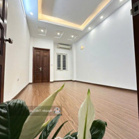 Bán Nhà Trung Tâm Hoàng Mai 32M² 5 Tầng Oto Đỗ Cửa Nội Thất Mới Giá Bán 6.68 Tỷ