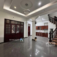 Bán Nhà Ngõ Cầu Giấy, Ngõ Nông, 46M2, Mặt Tiền 7M, Dân Xây 4 Tầng, Nhỉnh 8 Tỷ