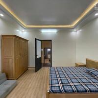 Cho thuê  nhà Văn Cao, DT: 60m2, 5 phòng ngủ full đồ.