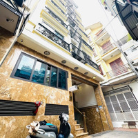Bán Tòa Căn Hộ Dịch Vụ Cầu Giấy, 176M2, 9 Tầng, Mặt Tiền 8M,76 Phòng, Ngõ Ôtô, Dòng Tiền 4.8 Tỷ/Năm