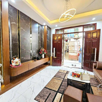 Bán Nhà Hoàng Mai- Lĩnh Nam- 33M2-5 Tầng-Hơn 5 Tỷ- Mặt Tiền Rộng- Gần Đường Lớn -Ô Tô