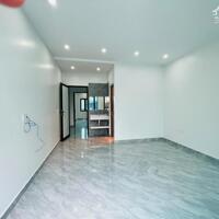 Siêu phẩm nhà 3 tầng Cách Hạ, Nam Sơn oto đỗ cửa giá chỉ 2,7x tỷ  LH 0979087664