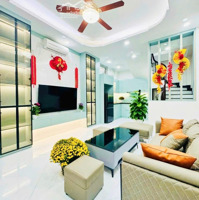 Bán Nhà Riêng Tại Trần Đại Nghĩa, 10 Tỷ, 40M2, Đẹp, Nhiều Tiện Ích Chỉ Với