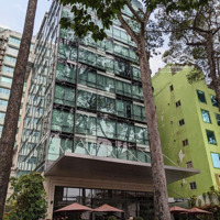 Bán Khách Sạn 4 Sao Fusion Suites Sài Gòn. Liên Hệ: 0903070684