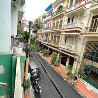 Phân Lô Cán Bộ Phố Văn Miếu, Đống Đa - Ô Tô Tránh - Vỉa Hè - 54M2 - 17,7 Tỷ
