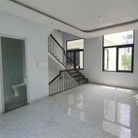 Bán Nhà Phố The Manhattan, Đối Điện Vinwonders, Đã Có Sổ, Hoàn Thiện Full 5 Tầng