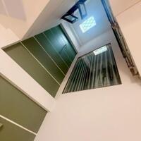 KỀ AEON MALL -TÂN KỲ TÂN QUÝ - Q.BÌNH TÂN - GIÁ: 7.8 TỶ - 100m2 (5 x 20)  3 TẦNG - 6PN - 7WC - XE HƠI THÔNG