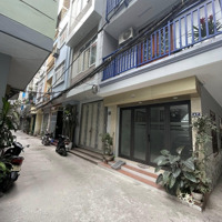 Bán Nhà Riêng Tại Láng Thượng, Đống Đa, Hà Nội, Giá Bán 12,2 Tỷ, Diện Tích 40M2, View Đẹp