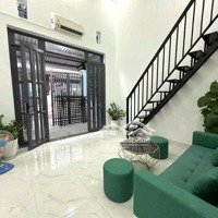 Chủ Cần Bán Gấp Nhà Mặt Tiền Đường Tiện Buôn Bán Tất Cả Mặt Hàng Dân Cư Ở Đông Đúc. Đường Thông