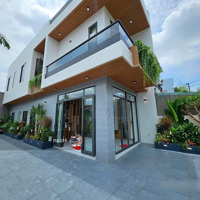 Siêu Phẩm Villa Góc 2 Mặt Tiền View Sân Golf, Full Thổ, Sổ Hồng,Mặt Tiềnđường 12M - Giá Bán 4,9Tỷ