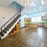 Bán Nhanh Nhà 48M2,Mặt Tiền4.5M, Gần Phố, Lạc Long Quân, 9.5 Tỷ