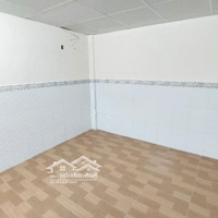Bán Nhà Hòa Bình, Tân Phú, 40M2, Nhỉnh 4 Tỷ