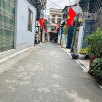 Nguyễn Lam - Phúc Đồng - Ô Tô Thông - Chia 2 Lô - 105M2Mặt Tiền6M - 2 Mặt Ngõ - 130 Triệu/M2