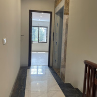 Bán Nhà 5 Tầng Thang Máy 90M2 Ngõ Oto Tránh 12,X Tỷ Phúc Lợi Long Biên
