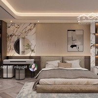 Bán Căn Hộ Chung Cư Golden Land, Nguyễn Trãi, 63 Triệu / M2, 132 M2, View Đẹp, Chính Chủ