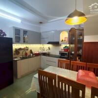 Bán Nhà Đường Âu Cơ, Q. Tân Phú - 65m², 3PN, Hẻm xe hơi