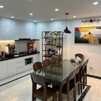 Bán Nhà Kim Mã, Ba Đình Ngõ Nông Gần Phố, Nhà Mới Đẹp Ở Ngay 53M2