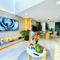 Hxh, 2 Xe Hơi Tránh Nhau, Cmt8, 50M2 Chỉ 8 Tỷ, Góc 2Mt Kinh Doanh