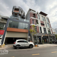 Cần Bán Tòa Nhà Ngay Xô Viết Nghệ Tĩnh, Bình Thạnh (Diện Tích8X35M - 9 Tầng ), Tn 200 Tr/Th, Giá Bán 98 Tỷ