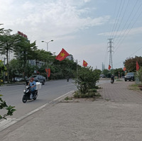Bán Nhà Phú Diễn 5 Tầng, Oto Đỗ Cổng, Tiện Ích Zung Quanh Koong Thiếu Thứ Gì.gần Chợ View Hồ
