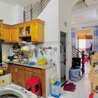 Ô Tô Đổ Cổng Tặng Nội Thất Nhà Lê Hồng Phong, Q5 58M2, 1Ty 980 Triệu