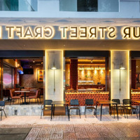 Bán Nhà Góc 2 Mặt Tiền Lý Tự Trọng P.bến Thành Q.1 - Dt: 10X18M - 3 Tầng - Hđt: 370 Triệu/Th. Giá Bán 83 Tỷ