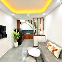 Bán nhà Lĩnh Nam, 5T, 4,7 tỷ, Lh: 0984417892.