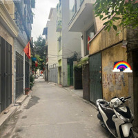 Chính Chủ Bán Lô Đất 60M (Mt=4M) Gần Chợ Việt Hưng - Đường 2 Ô Tô Tránh Nhau - Giá Chỉ 150 Triệu/M