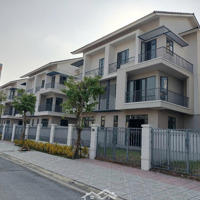 Biệt Thự 200M2,Cách Long Biên 6Km,Cách Trung Tâm Hà Nội 12Km,Ngân Hàng Hỗ Trợ 70%