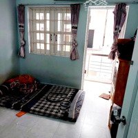 Cho Thuê Phòng Q3.Rộng Rãi Thoải Mái .Cửa Sổ Ban Công .Nội Ththất. 2 Triệu6 3 Triệu3
