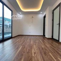 Nhà Tân Mai 31M, 5 Tầng, Mặt Tiền 4,6M Giá Bán 6,6 Tỷ. Nhà Mới Cứng, Ô Tô Đỗ Cạnh Nhà, Ngõ Nông, Sạch