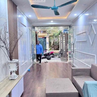 Nhà Mặt Phố Nguyễn Ngọc Nại, 12,5 Tỷ, 53M2, Đẹp Xuất Sắc