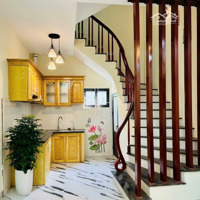 Bán Nhà 4 Tầng Mới Xây, Ngõ 2 Cầu Bươu - Thanh Trì. Giá Hơn 5 Tỷ...rẻ Nhất Khu Vực#Không Còn Thứ 2
