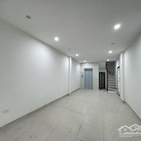 Lô Góc , 6 Tầng Thang Máy , Ô Tô Đỗ Cửa , Ngọc Thuỵ Long Biên