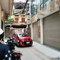 Lô Góc , 6 Tầng Thang Máy , Ô Tô Đỗ Cửa , Ngọc Thuỵ Long Biên